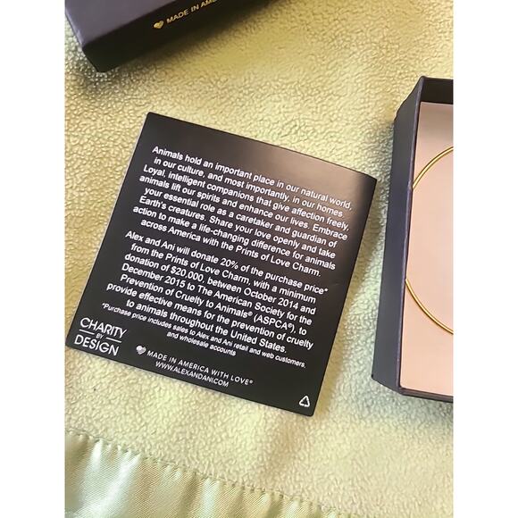 NEW Alex and Ani paw Prints Of Love gold expandable bracelet bangle 2015 ASPCA - Picture 5 of 6